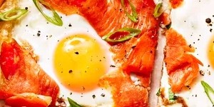 Tarte a la truite fumée et oeuf