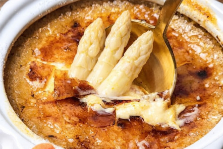 Crème brûlée aux asperges blanches
